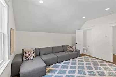 2520 Laburnum Avenue, Charlotte, NC 28205 - Photo 40
