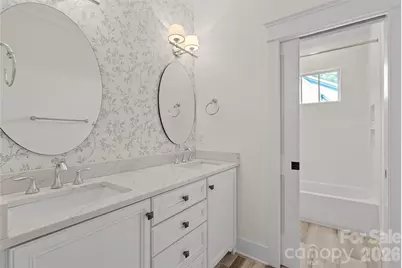 2520 Laburnum Avenue, Charlotte, NC 28205 - Photo 32