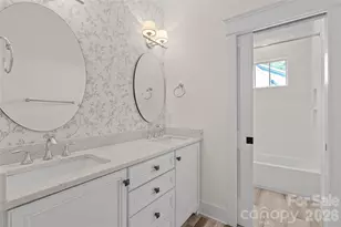 2520 Laburnum Ave, Charlotte, NC 28205 - Photo 32