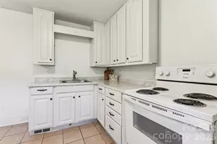 402 York Ave, Kannapolis, NC 28083 - Photo 6