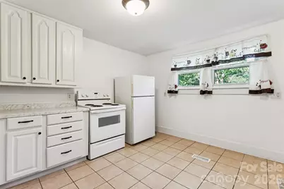 402 York Avenue, Kannapolis, NC 28083 - Photo 4