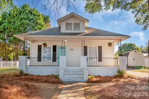 204 Pleasant St, Belmont, NC 28012 - Photo 2