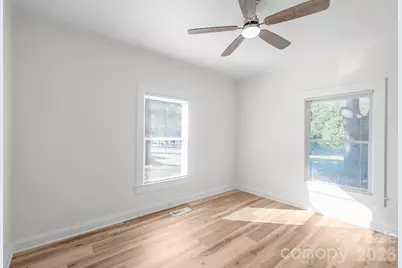 204 Pleasant Street, Belmont, NC 28012 - Photo 34