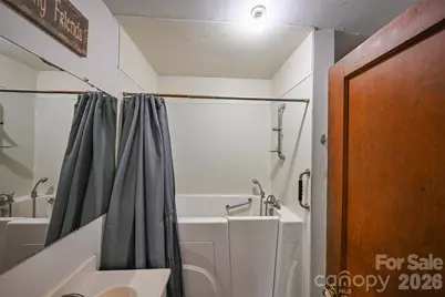 164 N Mitchell Avenue, Bakersville, NC 28705 - Photo 32