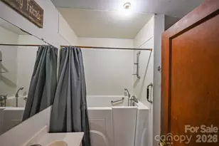 164 N Mitchell Ave, Bakersville, NC 28705 - Photo 32