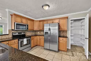 247 Spring Shore Rd, Statesville, NC 28677 - Photo 12