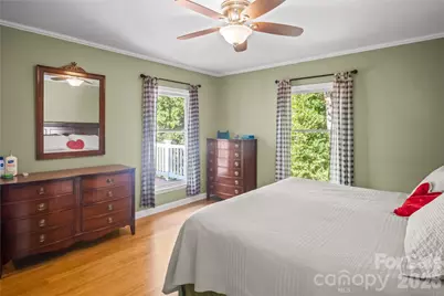 1137 Mountain Laurel Drive, Columbus, NC 28722 - Photo 32