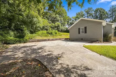5118 W Piedmont Circle, Conover, NC 28613 - Photo 32