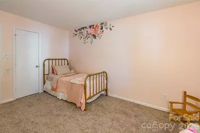 8514 Lockerbie Lane, Charlotte, NC 28215 - Photo 16
