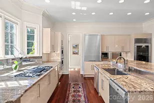 925 Harvard Pl, Charlotte, NC 28207 - Photo 18
