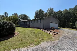 258 9 Patch Ln, Taylorsville, NC 28681 - Photo 4