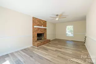 4336 Hickory Hollow Rd, Gastonia, NC 28056 - Photo 4