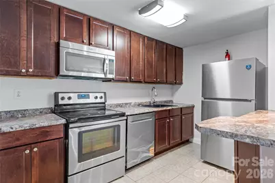 1805 S Hawthorne Road, Winston Salem, NC 27103 - Photo 8