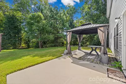 2437 Grinstead Court, Clover, SC 29710 - Photo 18