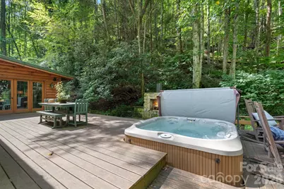 982 Jakes Mountain Road, Deep Gap, NC 28618 - Photo 34