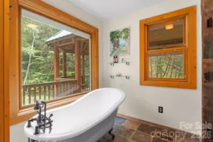 982 Jake's Mountain Rd, Deep Gap, NC 28618 - Photo 20