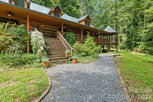 982 Jake's Mountain Rd, Deep Gap, NC 28618 - Photo 36