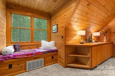 982 Jakes Mountain Road, Deep Gap, NC 28618 - Photo 26