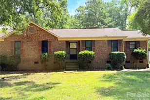 304 Plaza Dr, Harrisburg, NC 28075 - Photo 1