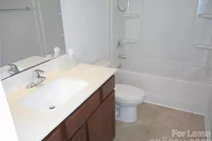 5522 Harris Cove Dr, Charlotte, NC 28269 - Photo 22