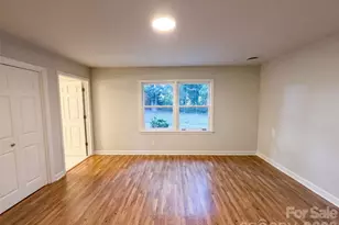 1524 Mt Holly-Huntersville Rd, Charlotte, NC 28214 - Photo 10