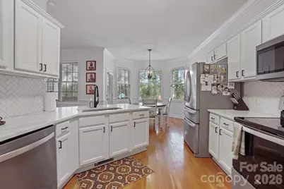 2925 24th Street Drive NE, Hickory, NC 28601 - Photo 12