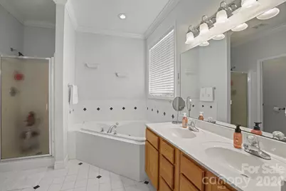 2925 24th Street Drive NE, Hickory, NC 28601 - Photo 24