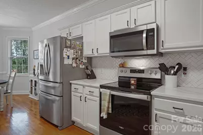 2925 24th Street Drive NE, Hickory, NC 28601 - Photo 14
