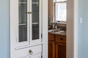 35 Elias Pl, Asheville, NC 28804 - Photo 18