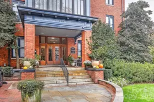 229 N Poplar St, Charlotte, NC 28202 - Photo 1