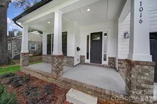 1016 Rockway Dr, Charlotte, NC 28205 - Photo 2