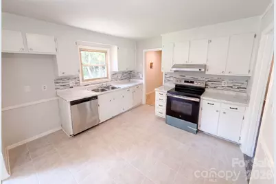 6531 Rosecran Drive, Charlotte, NC 28215 - Photo 2