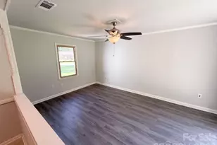 6531 Rosecran Dr, Charlotte, NC 28215 - Photo 8