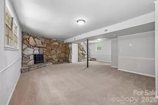 4036 Elizabeth St, Hickory, NC 28601 - Photo 16