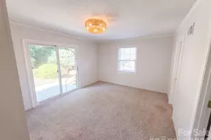 1030 McLaughlin Dr, Charlotte, NC 28212 - Photo 36