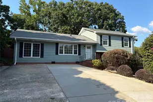 1030 McLaughlin Dr, Charlotte, NC 28212 - Photo 1