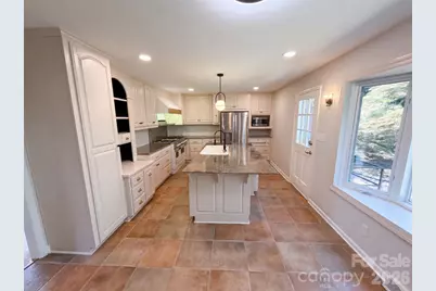 1030 McLaughlin Drive, Charlotte, NC 28212 - Photo 2
