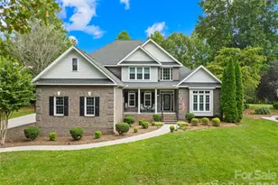 334 Riverwood Rd, Mooresville, NC 28117 - Photo 1