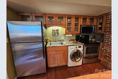 229 N Poplar Street #3, Charlotte, NC 28202 - Photo 6
