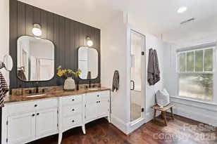 1720 Thomas Ave, Charlotte, NC 28205 - Photo 22