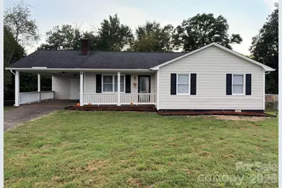 2060 27th Avenue Drive NE, Hickory, NC 28601 - Photo 1