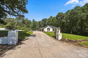 110 Pineburr Ave SW, Valdese, NC 28690 - Photo 38