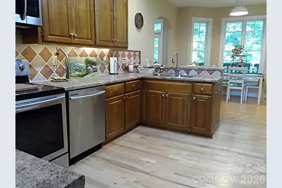 201 Harbor Ridge Drive, Connelly Springs, NC 28612 - Photo 4