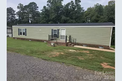 213 Kimberly Circle, Dallas, NC 28034 - Photo 1