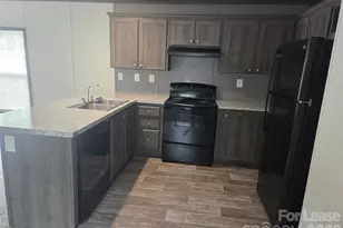 213 Kimberly Cir, Dallas, NC 28034 - Photo 2