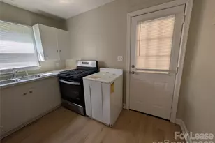 831 S Dalton St, Gastonia, NC 28052 - Photo 6