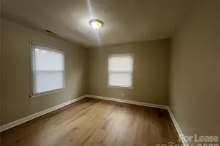 831 S Dalton St, Gastonia, NC 28052 - Photo 8