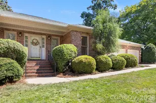 206 Woodridge Dr, Belmont, NC 28012 - Photo 4