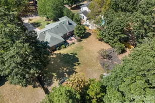 206 Woodridge Dr, Belmont, NC 28012 - Photo 32