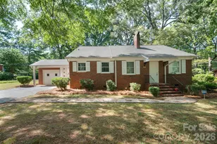 419 1st Ave N, Conover, NC 28613 - Photo 2